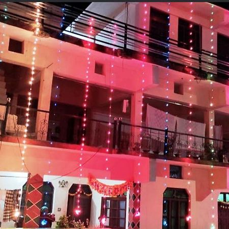 Astha Guest House Gopeshwar Екстериор снимка