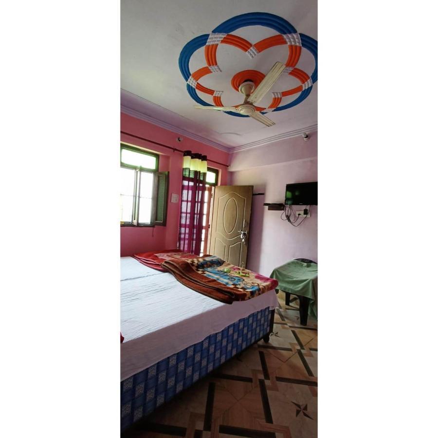 Astha Guest House Gopeshwar Екстериор снимка