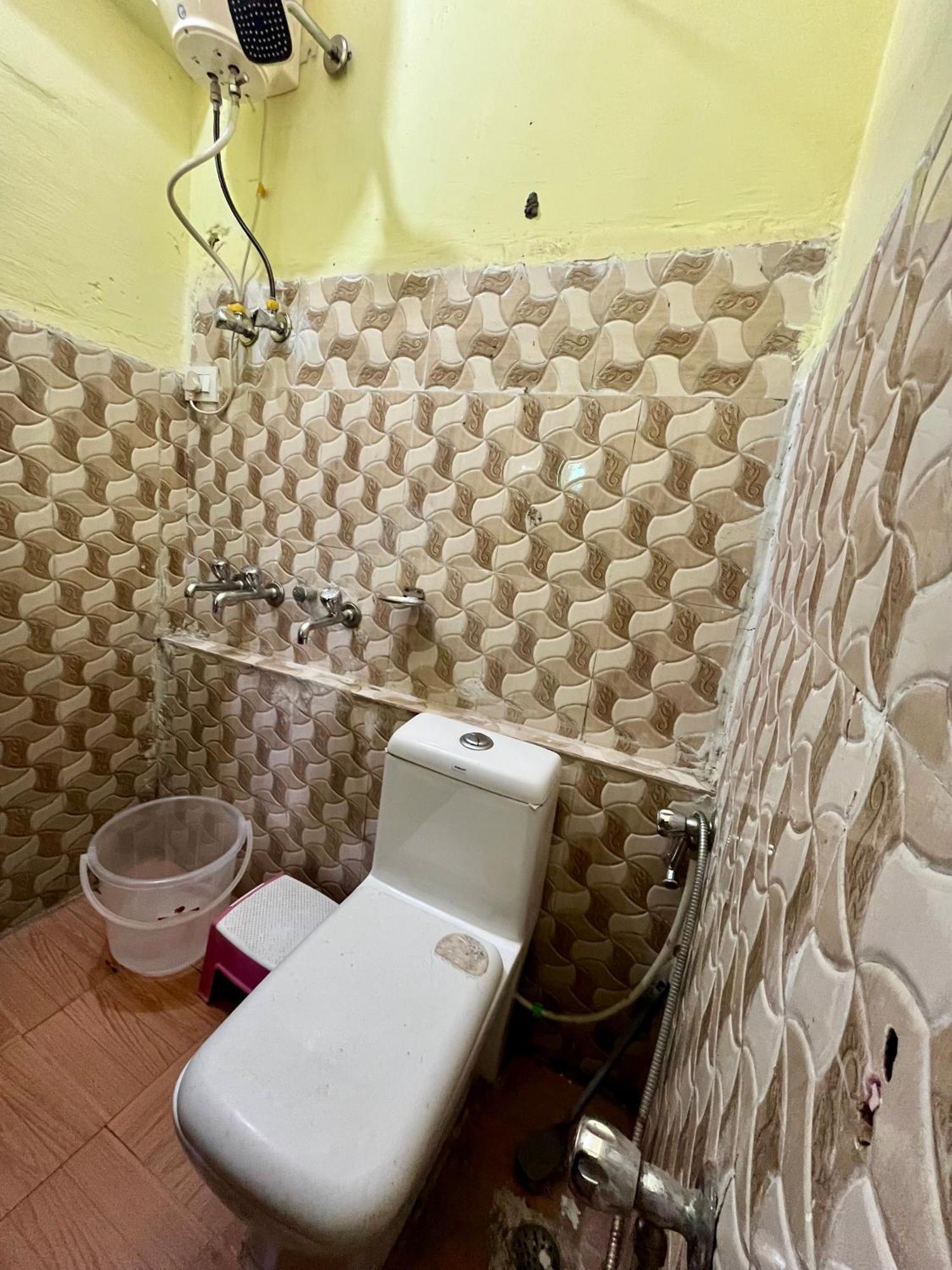 Astha Guest House Gopeshwar Екстериор снимка