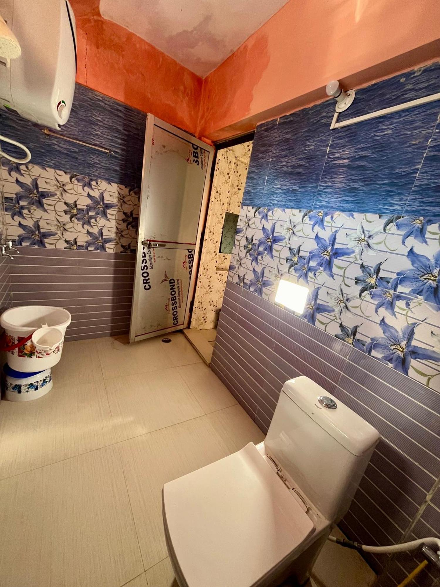Astha Guest House Gopeshwar Екстериор снимка